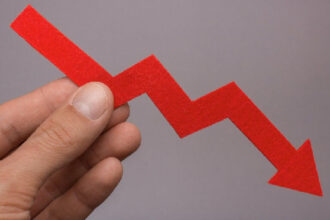 Bitcoin mining stock falls despite aggressive proof guidance