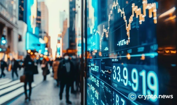 Analysts can turn to stocks as Bitcoin is approaching the top of the range.