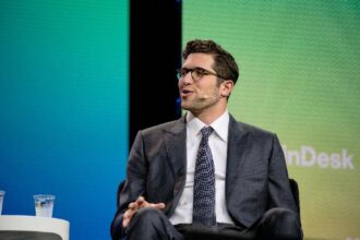 Cantor Fitzgerald Chairman Brandon Lutnick says he personally checked Tether's reserves