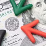 Expert analysts predict when the Fed will cut interest rates - "it's bigger than expected"