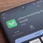 Etoro fires crypto, spinner index futures.